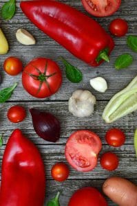 poivre, tomates, ail
